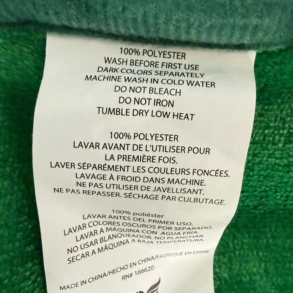 NWT Oregon Ducks Throw Blanket 60x70 Super Soft Plush Green Bound Edges NCAA
